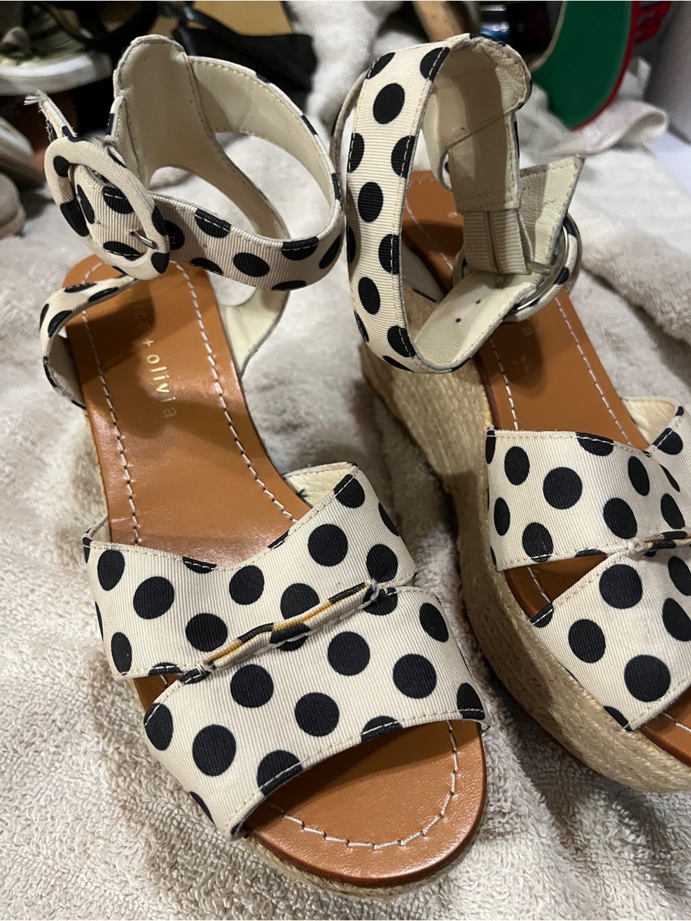 Alice + Olivia Cream and Black Polka Dot Espadrille Wedge Sandals. Size 6